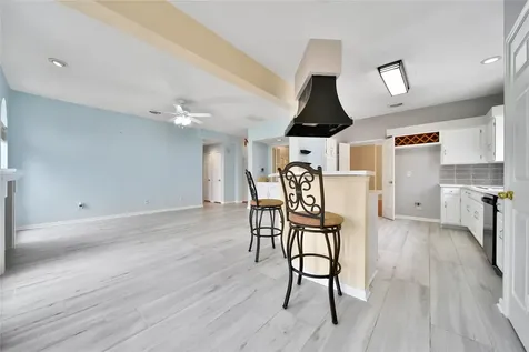 3039 Creek Manor Drive Kingwood TX 77339