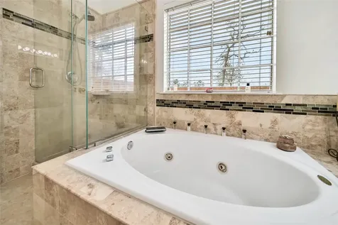 3039 Creek Manor Drive Kingwood TX 77339