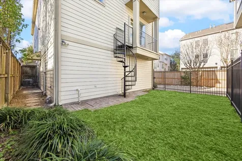 1507 Anita Street Houston TX 77004