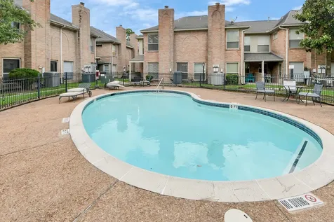 5515 Strack Road 122 Houston TX 77069