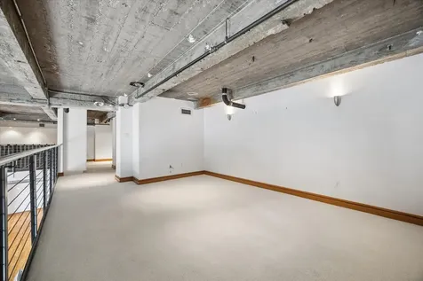 915 Franklin Street 9l Houston TX 77002