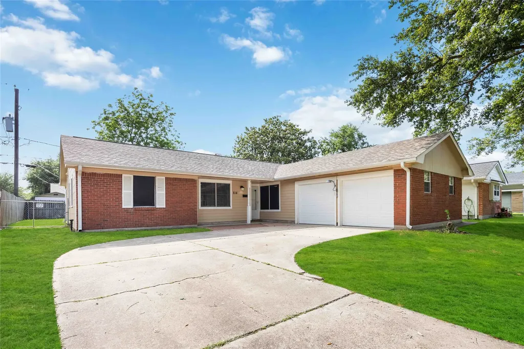 814 Alyse Street Deer Park TX 77536