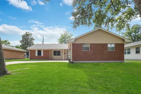 814 Alyse Street Deer Park TX 77536