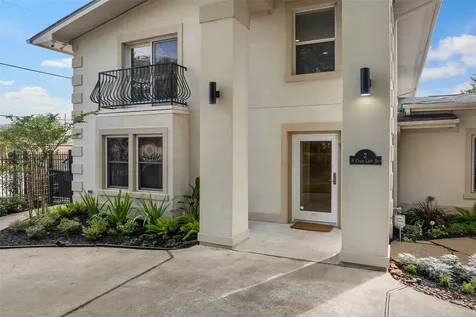 2 Cedar Lawn Drive N Galveston TX 77551