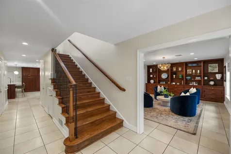 2 Cedar Lawn Drive N Galveston TX 77551