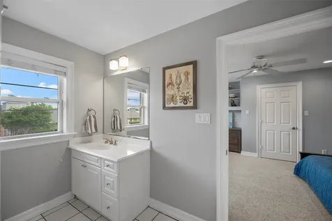 2 Cedar Lawn Drive N Galveston TX 77551