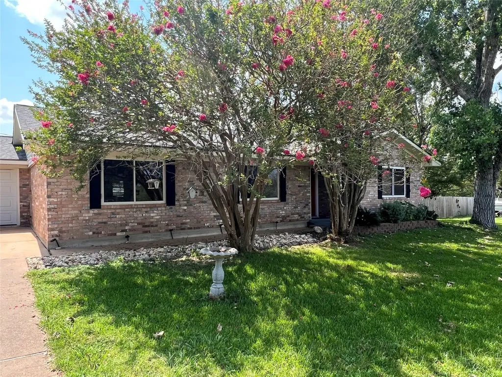 2144 Wendt Road Bellville TX 77418