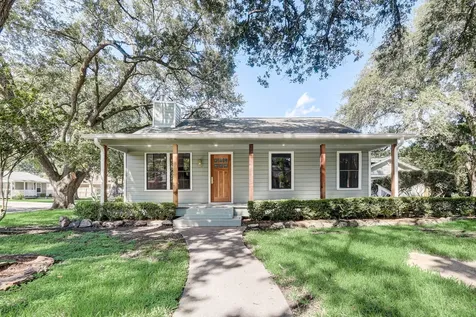 707 N Main Street Dayton TX 77535