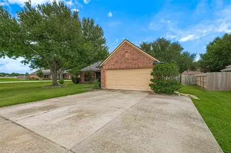 3803 Doveswood Circle Needville TX 77461