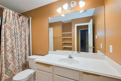 3803 Doveswood Circle Needville TX 77461
