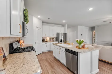 5708 Palm Flower Drive Montgomery TX 77316