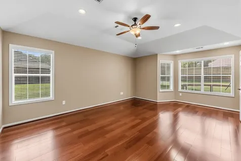 1916 Greentree Drive Huntsville TX 77340