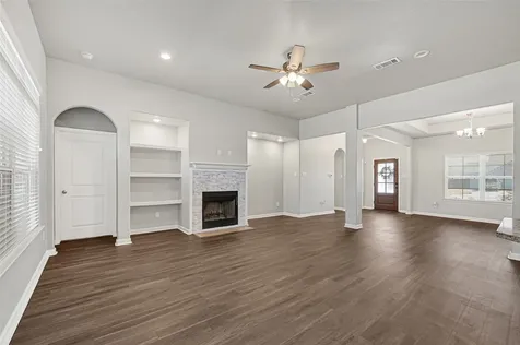 12371 N Chestnut Hills Drive Conroe TX 77303