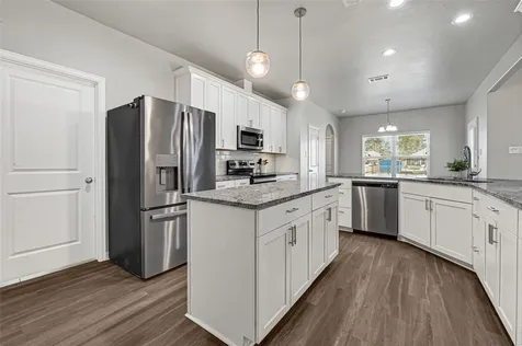 12371 N Chestnut Hills Drive Conroe TX 77303