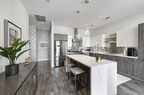 1211 Caroline Street 1501 Houston TX 77002