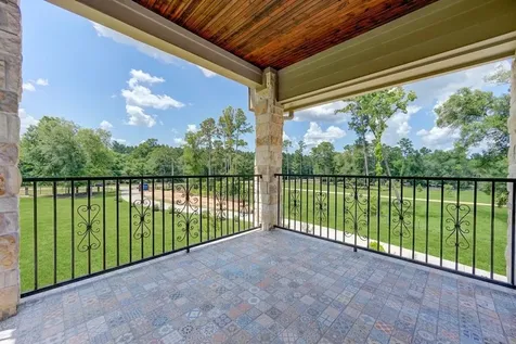 21038 Angus Drive Cleveland TX 77328