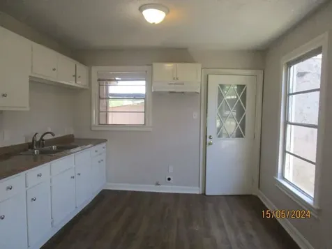 7410 Dallas Street Houston TX 77011