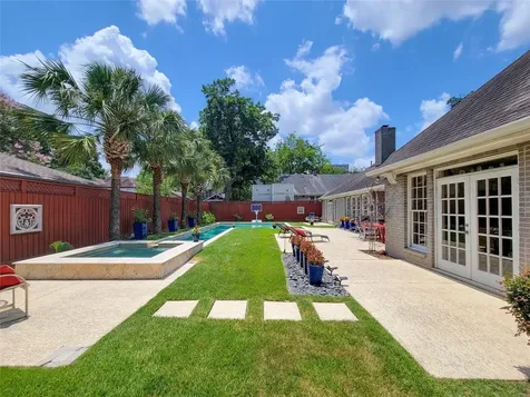 4401 Roseland Street Houston TX 77006
