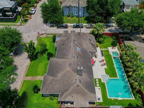 4401 Roseland Street Houston TX 77006