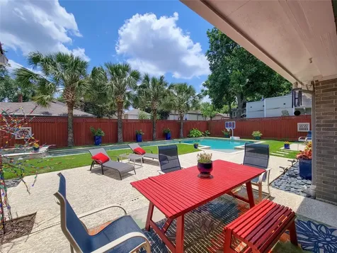 4401 Roseland Street Houston TX 77006