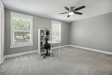 18206 Heritage Lane 8206 Nassau Bay TX 77058
