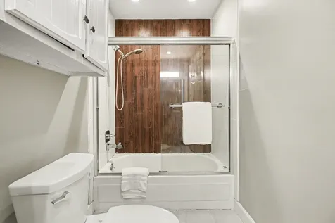 18206 Heritage Lane 8206 Nassau Bay TX 77058