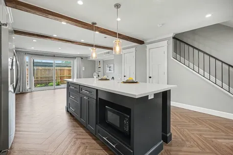 18206 Heritage Lane 8206 Nassau Bay TX 77058