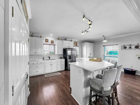 959 Tidelands Drive Port Bolivar TX 77650