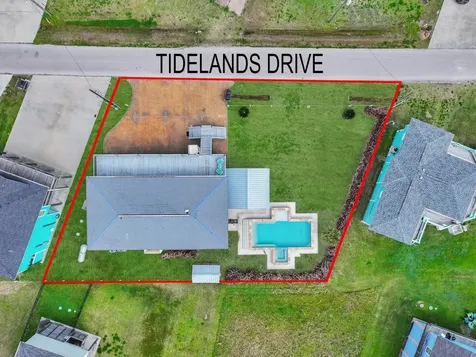 959 Tidelands Drive Port Bolivar TX 77650