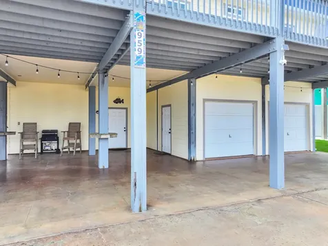 959 Tidelands Drive Port Bolivar TX 77650