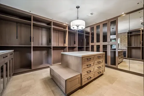 1 Gage Court Houston TX 77024