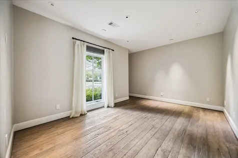 1 Gage Court Houston TX 77024