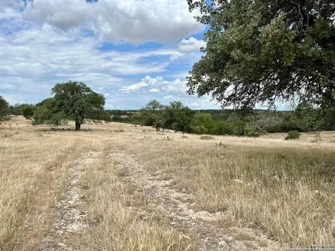 125 Loma Vista Ranch Kerrville TX 78028