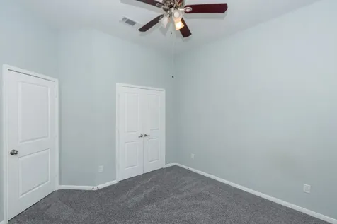 2040 Twin Lakes Boulevard West Columbia TX 77486