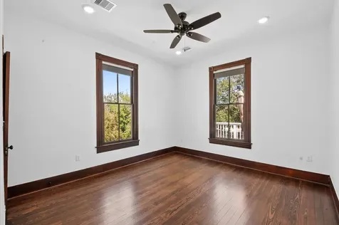 902 9th Street Galveston TX 77550