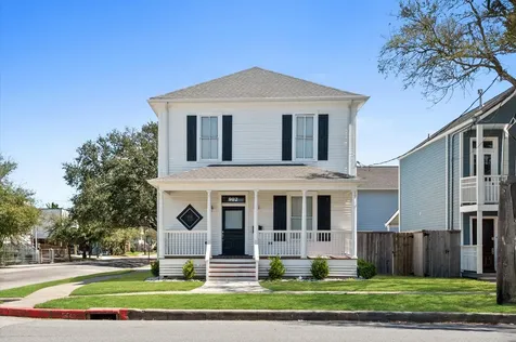 902 9th Street Galveston TX 77550