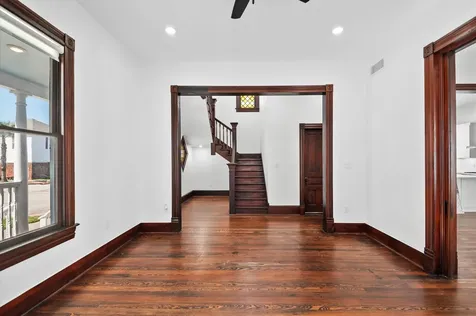 902 9th Street Galveston TX 77550