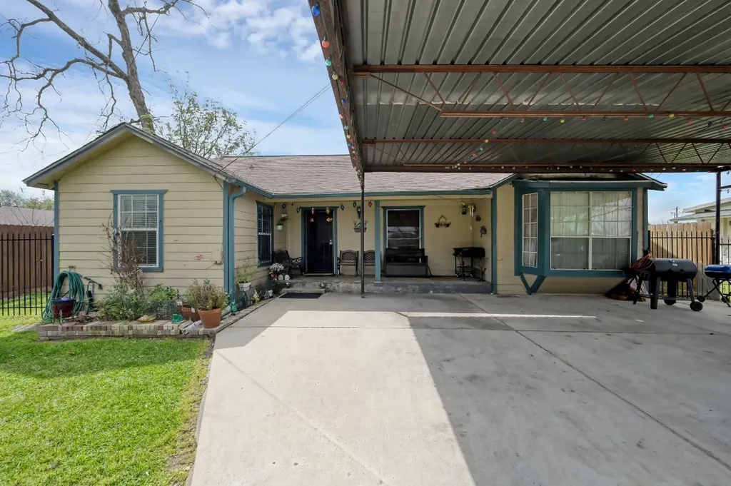 2320 Colley Street Houston TX 77093