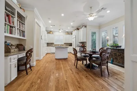 2309 Shakespeare Street Houston TX 77030