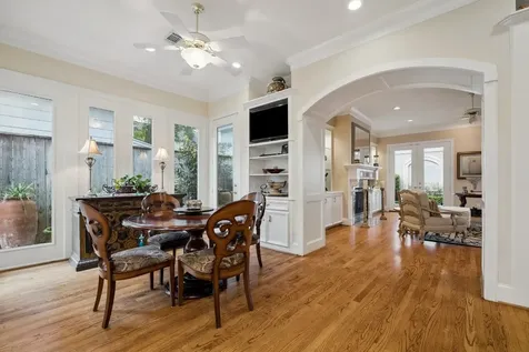 2309 Shakespeare Street Houston TX 77030