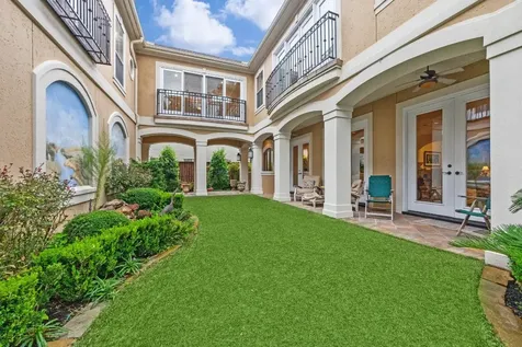 2309 Shakespeare Street Houston TX 77030