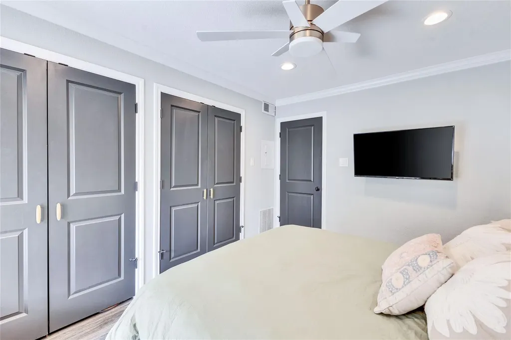 2450 Wickersham Lane M1308 Austin TX 78741