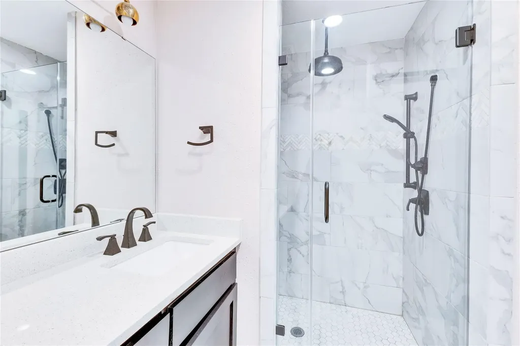 2450 Wickersham Lane M1308 Austin TX 78741