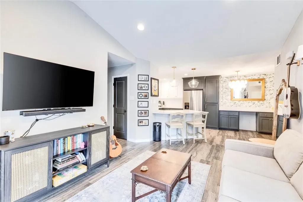 2450 Wickersham Lane M1308 Austin TX 78741