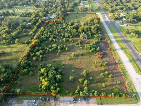 2925 Sh 124 Stowell TX 77661