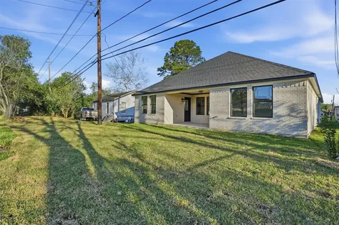 9428 Carlow Lane La Porte TX 77571