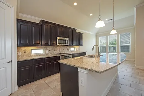 31 Heartshire Circle The Woodlands TX 77354