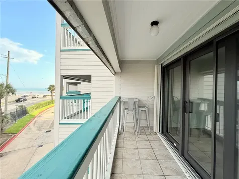 6102 Seawall Boulevard 213 Galveston TX 77551
