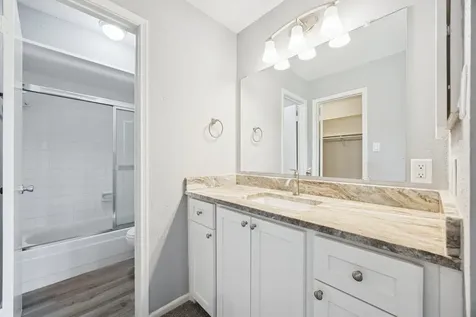 5005 Georgi Lane 49 Houston TX 77092