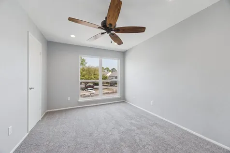 5005 Georgi Lane 49 Houston TX 77092
